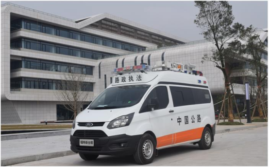 與疫情賽跑！“六合造”救護(hù)車(chē)奔赴抗疫一線